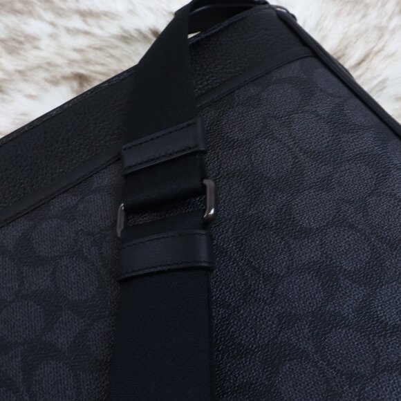 NWT (+ Video Listing)  Coach District Signature Canvas Crossbody Bag Men's CV761 - Picture 13 of 15